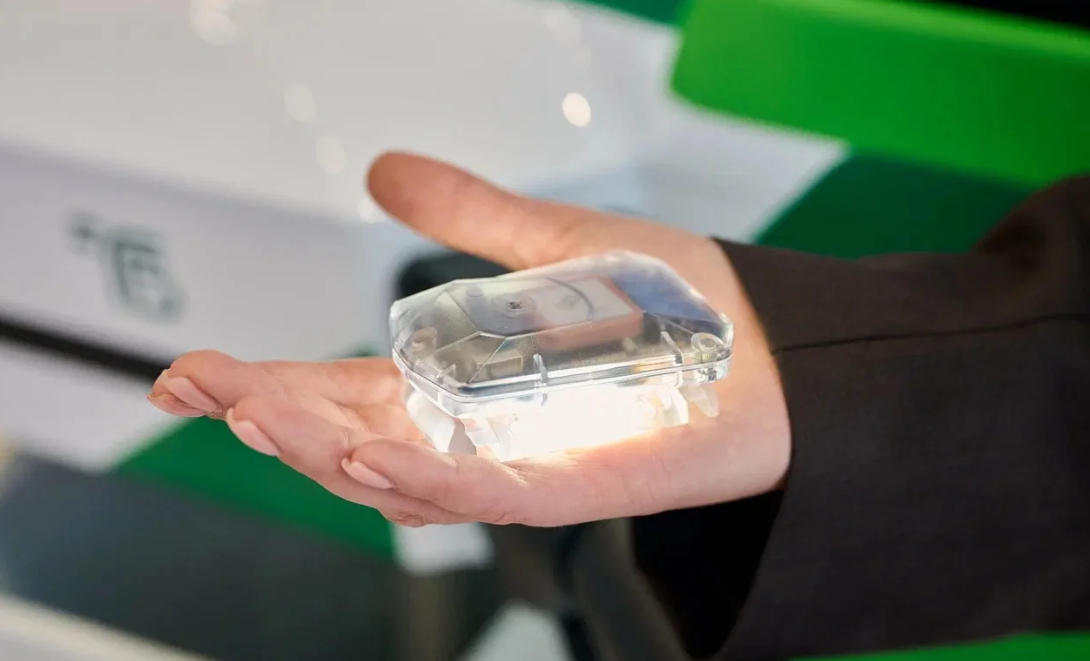 Запустили отечественный аналог DroneID для единой системы идентификации авиабеспилотников на базе «ЭРА-ГЛОНАСС»